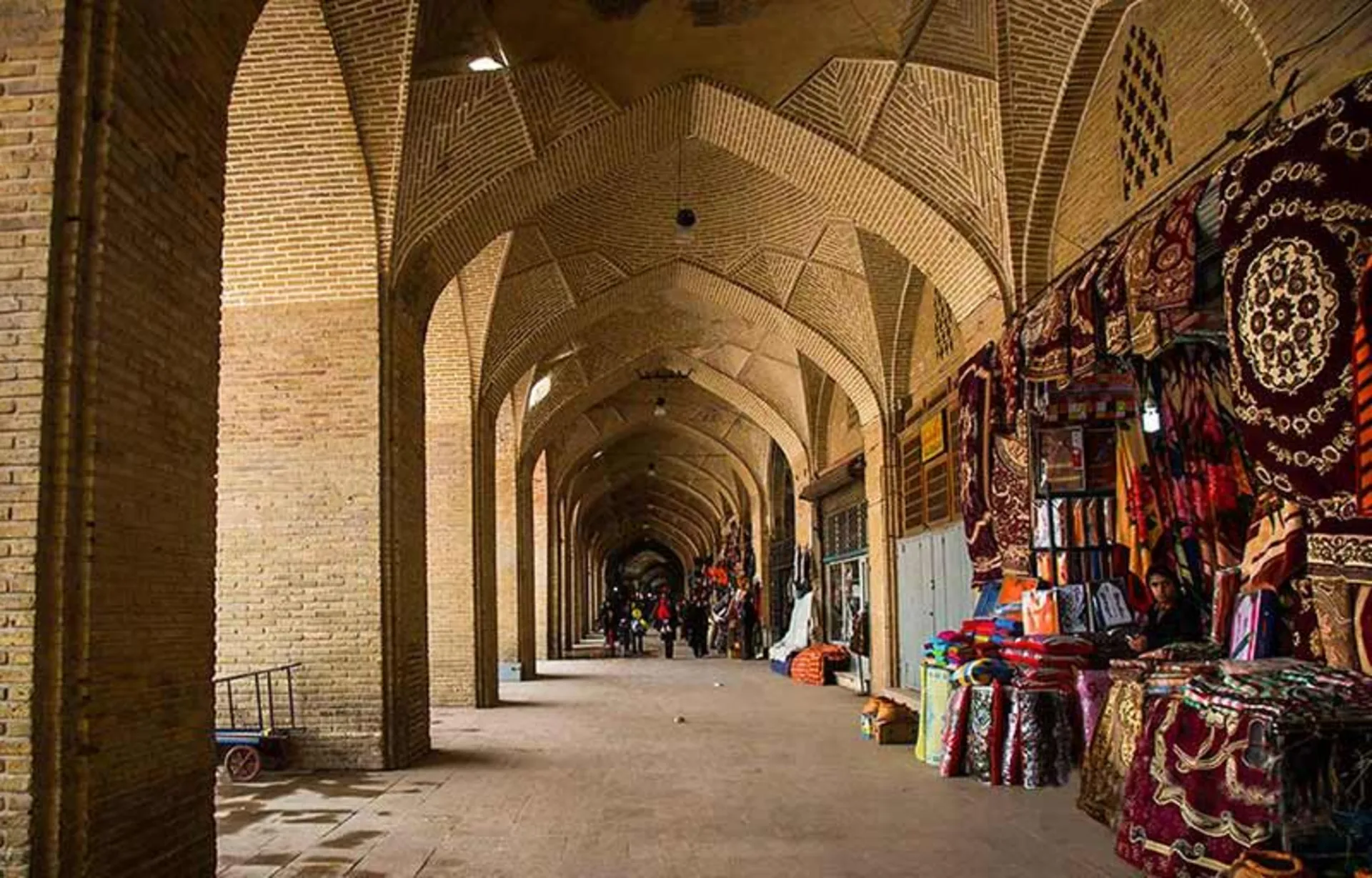 سرای سردار در بازار بزرگ کرمان